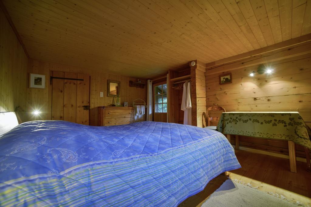 Vers L'Eglise B&B Chalet La Croisee חדר תמונה