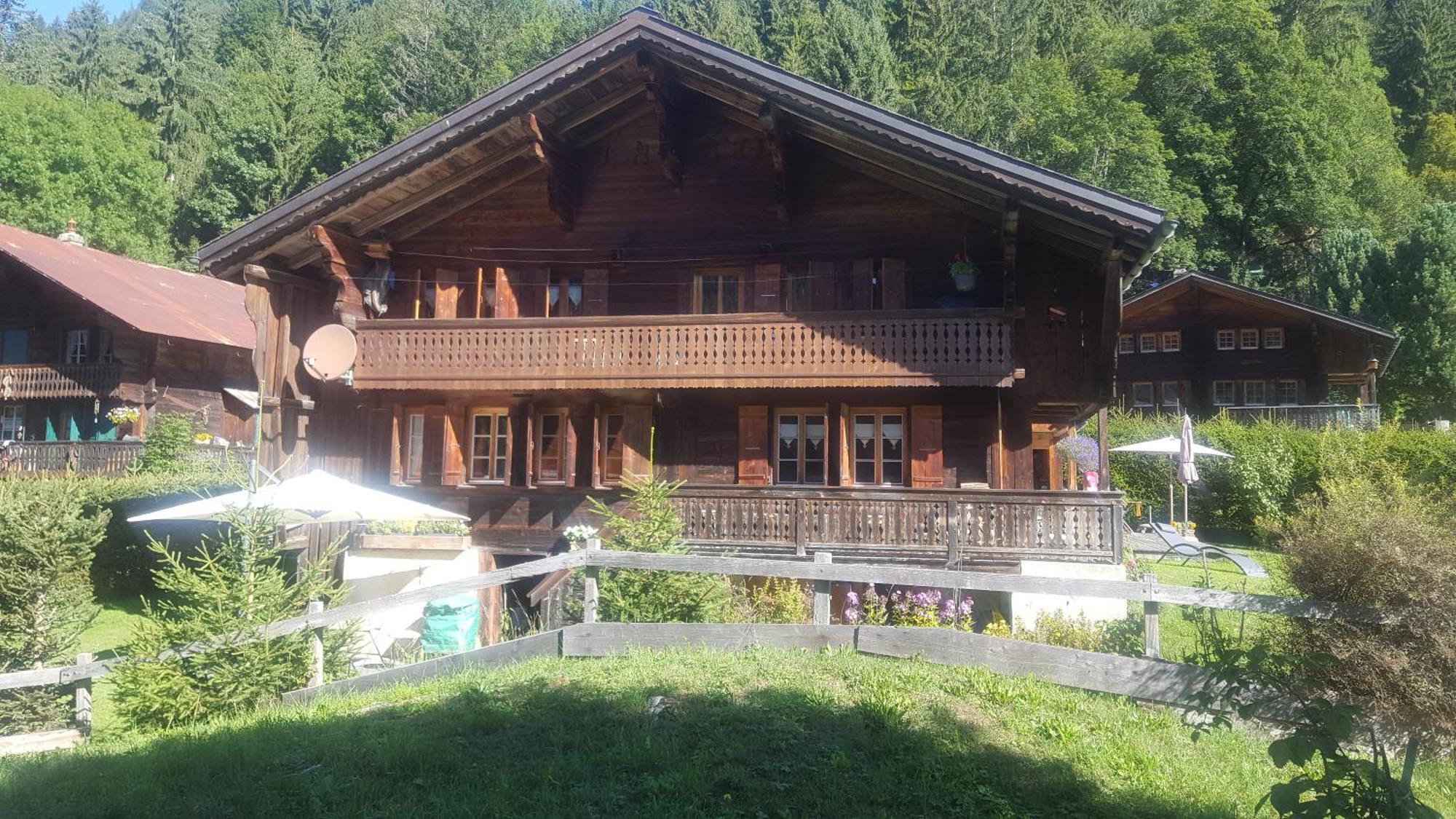 Vers L'Eglise B&B Chalet La Croisee מראה חיצוני תמונה