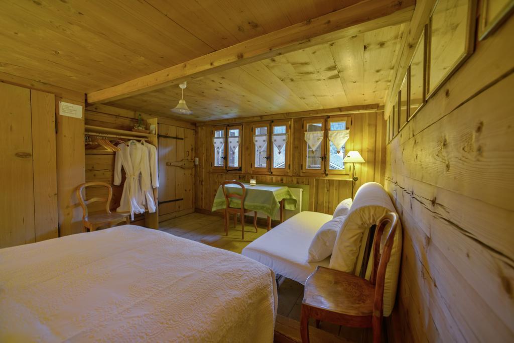 Vers L'Eglise B&B Chalet La Croisee חדר תמונה