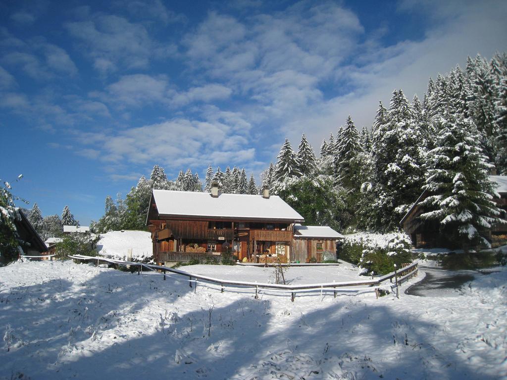 Vers L'Eglise B&B Chalet La Croisee מראה חיצוני תמונה