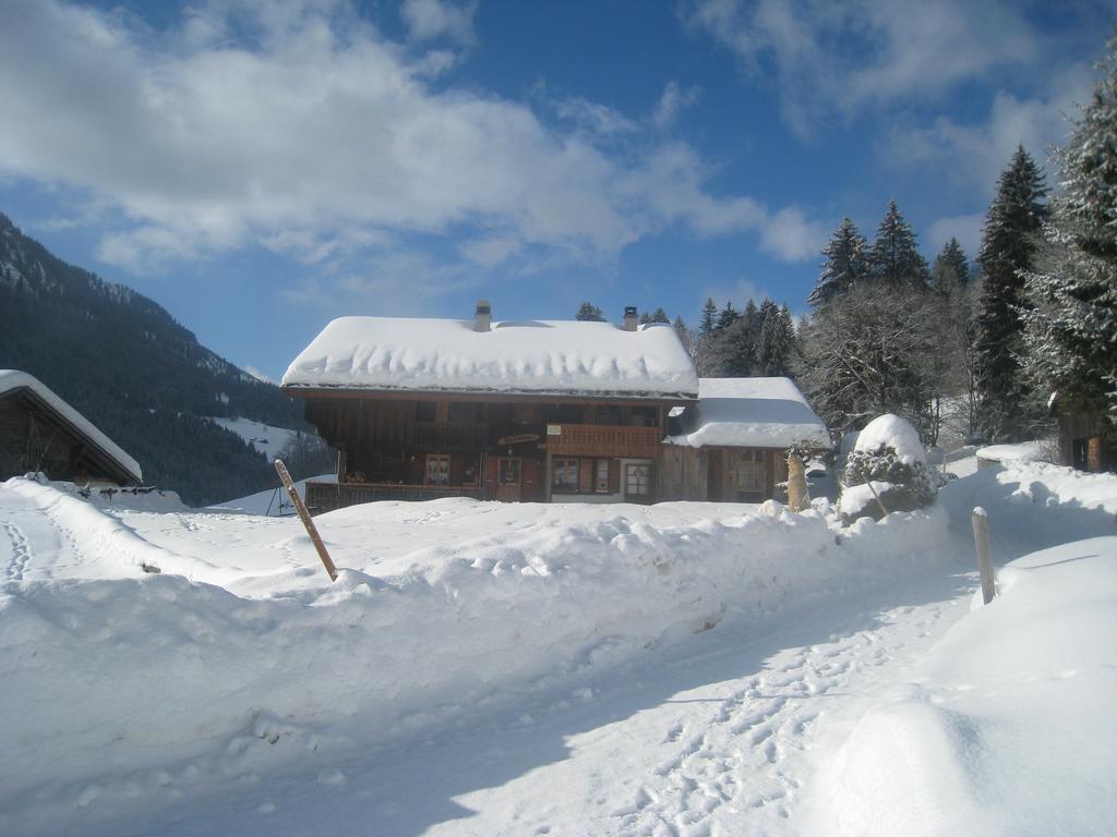 Vers L'Eglise B&B Chalet La Croisee מראה חיצוני תמונה
